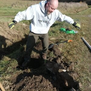 vysadba-puvodnich-ovocnych-stromu-v-obci-srby